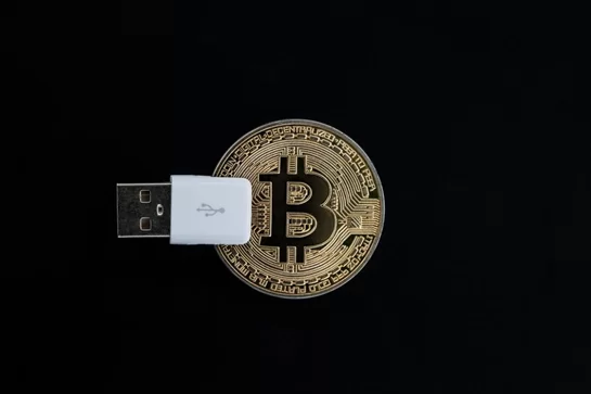 稳定币需求激增，影响传统金融市场动态